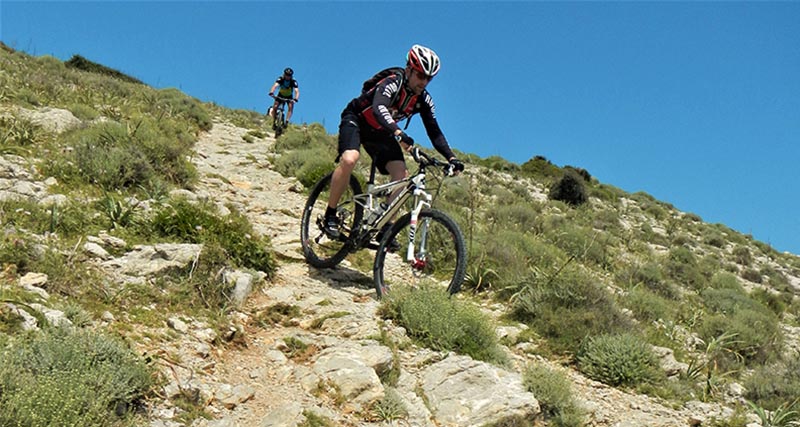 MTB 12 SES COSTELLADES DESDE CALA RATJADA descenso rocas mountain bike