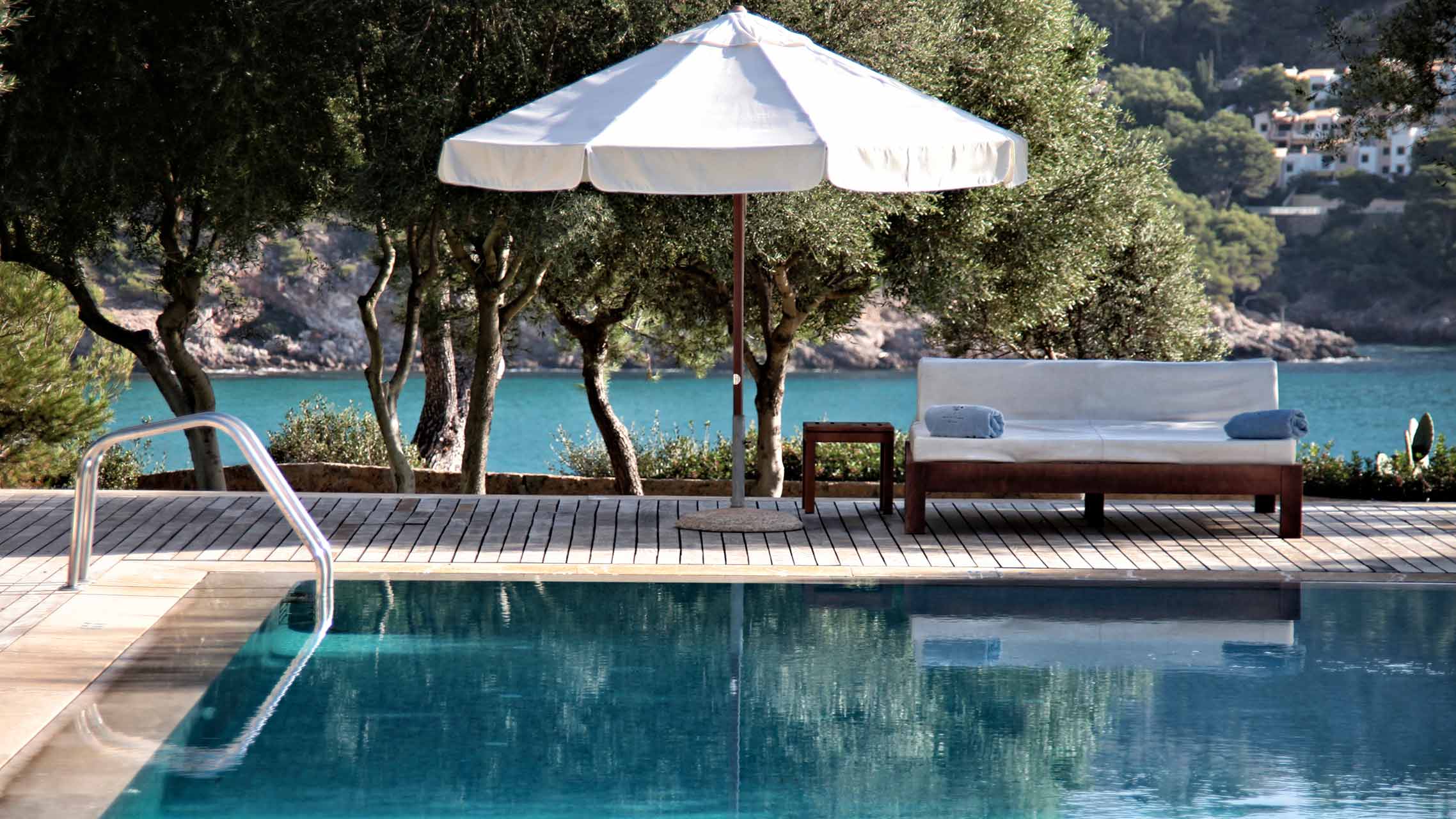 HOTEL CAN SIMONETA portada piscina exterior
