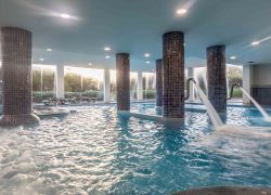 HOTEL ILLOT SUITE SPA piscina interior