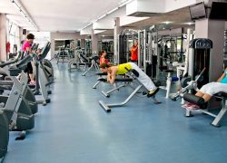 HOTEL BEACH CLUB FONT DE SA CALA gym gimnasio