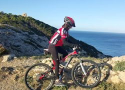 MTB 13 CALA RATJADA, FARO, PUIG DE SAGUILA ciclista atalaia costa mar montana