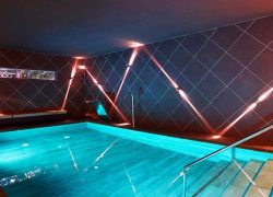 MAR AZUL PUR ESTIL HOTEL & SPA piscina luces