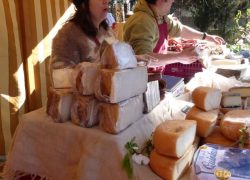 mercado capdepera embutidos y quesos