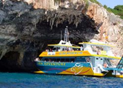 DIVERSION ACUATICA EXCURSIONES Y PASEOS EN CATAMARAN paseo relax barco cueva